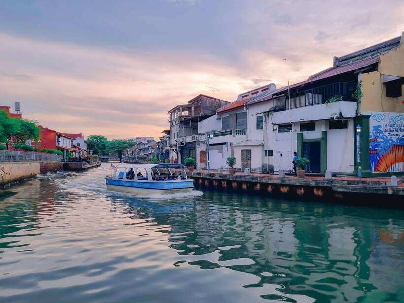Kuala Lumpur: Malacca Day Trip with River Cruise and Lunch - The two-hour ride from Kuala Lumpur