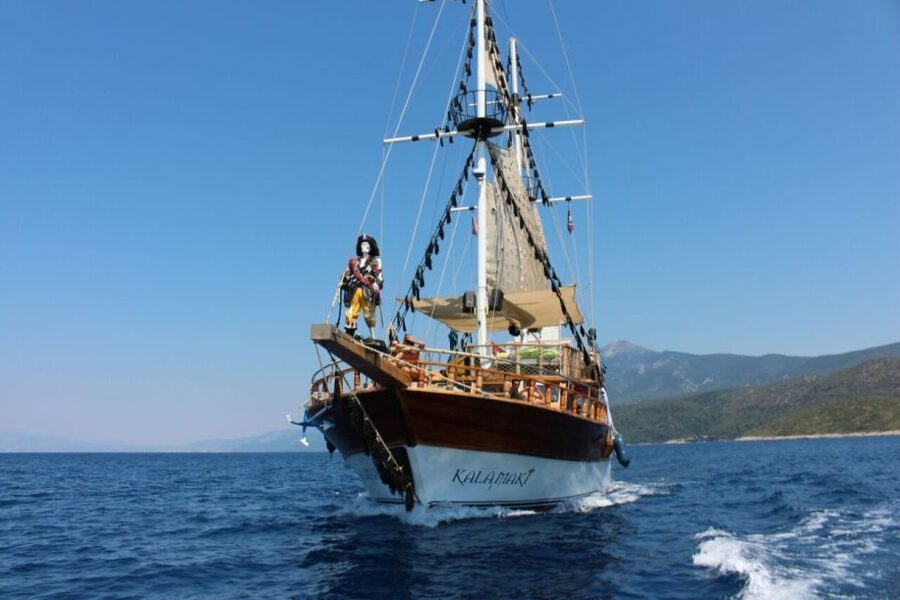 Kusadasi & National Park Boat Tours with Lunch and Transfer - Three Bays Around Kusadasi