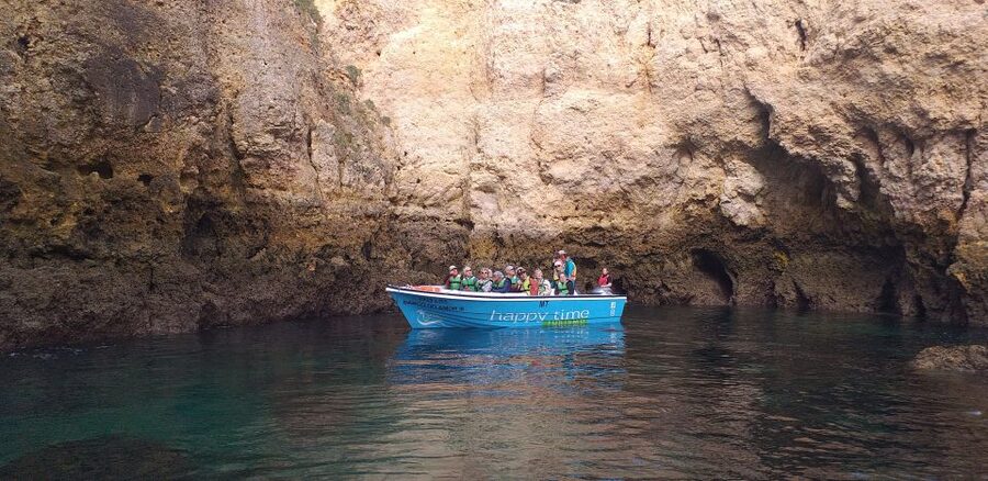 Lagos: Ponta da Piedade Rock Formations Guided Boat Tour - Why Ponta da Piedade works best by boat