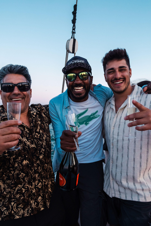 Lagos: Sunset Sail aboard a Traditional Boat with Prosecco - Leaving Lagos Marina as the Light Softens