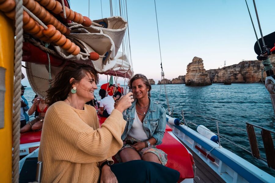 Lagos: Sunset Sail aboard a Traditional Boat with Prosecco - FAQ