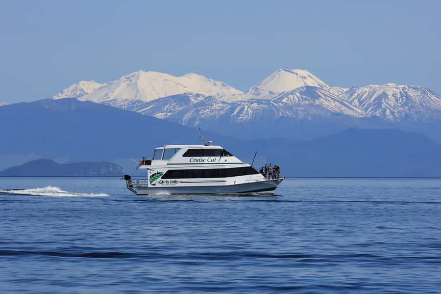 Lake Taupo: 1.5-Hour Maori Rock Carvings 5:00 PM Cruise - Key points at a glance
