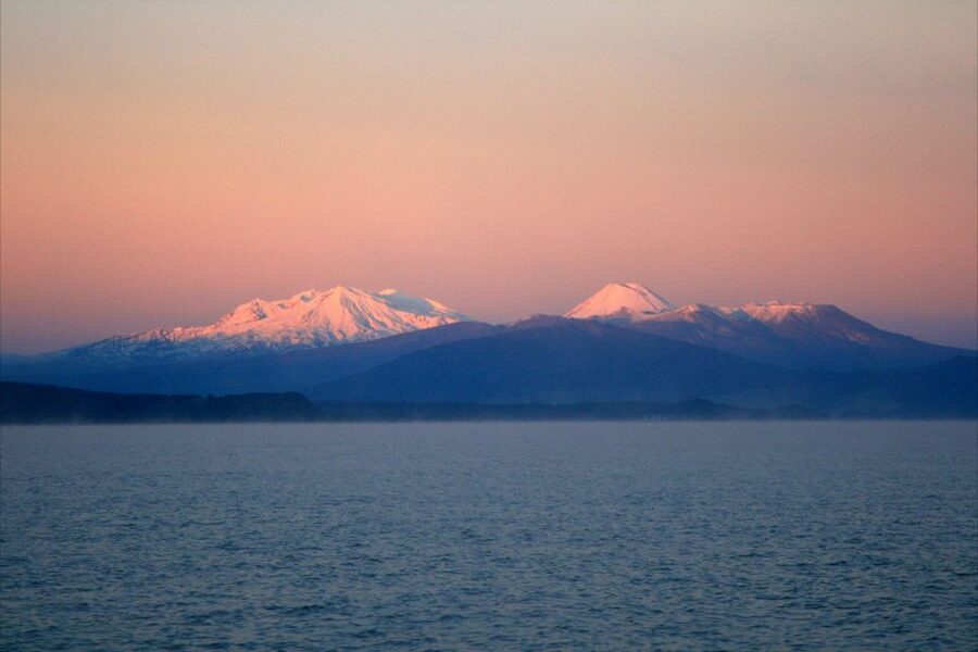 Lake Taupo: 1.5-Hour Maori Rock Carvings 5:00 PM Cruise - How much does the $35 price deliver?