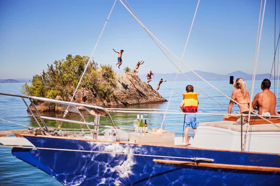 Lake Taupo: Classical Sailing to the Māori Rock Carvings - Key points before you book