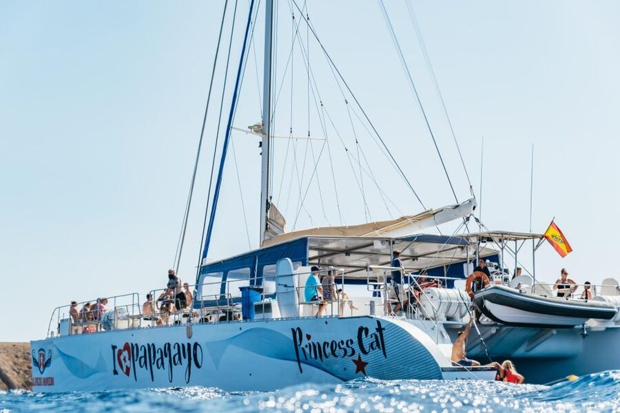 Lanzarote: Day Trip to the Papagayo Beaches by Catamaran - Two hours for swimming, kayaking, and snorkeling