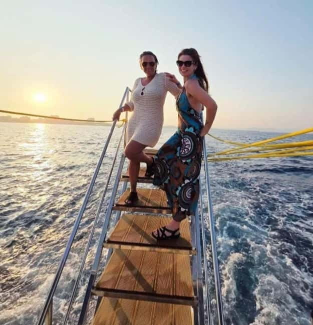Larnaca: Sunset Cruise with Unlimited Wine & Beers - Should you book the Yellow Semi-Submarine cruise?