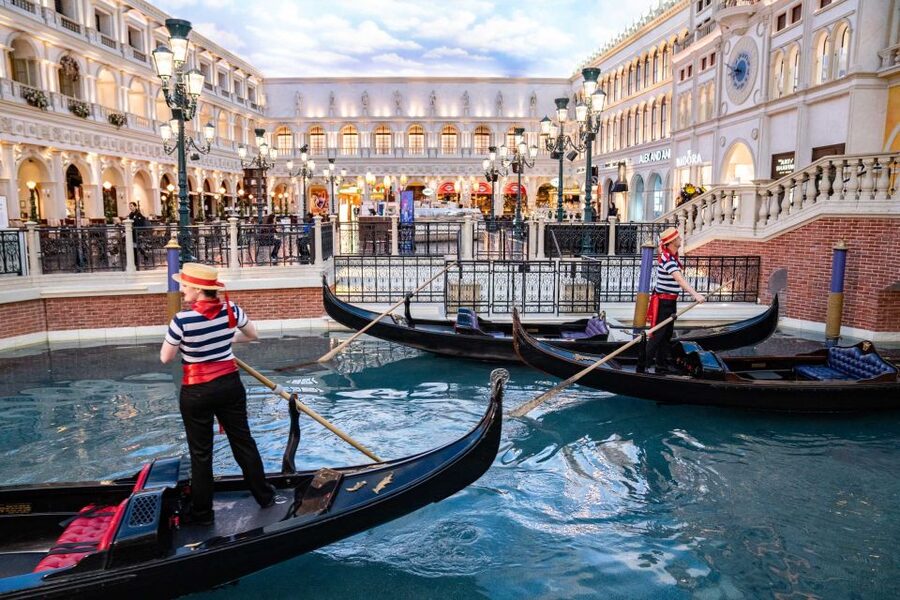 Las Vegas: Entry to Madame Tussauds with a Gondola Cruise - The Speakeasy Experience and the Vegas mood