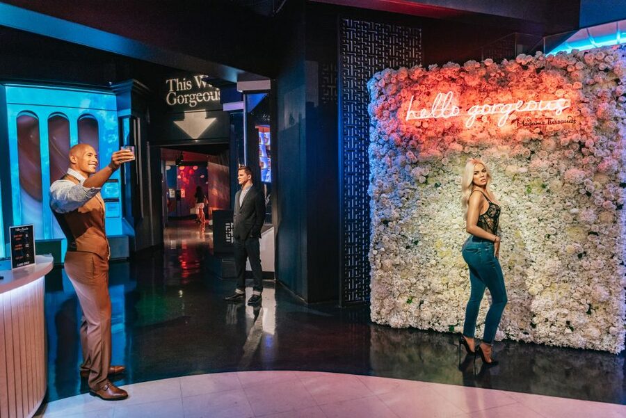 Las Vegas: Entry to Madame Tussauds with a Gondola Cruise - Is the outdoor route better than an indoor ride?