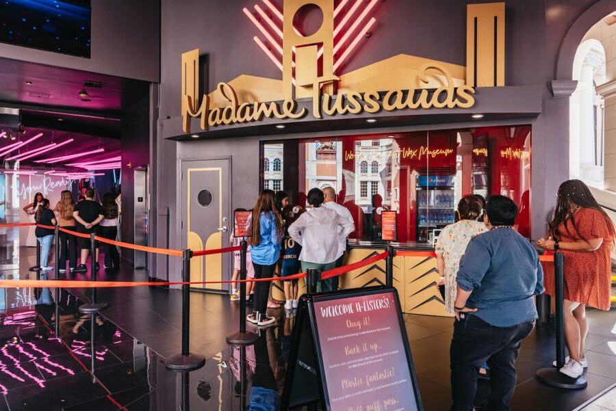 Las Vegas: Entry to Madame Tussauds with a Gondola Cruise - What the $54 price really buys