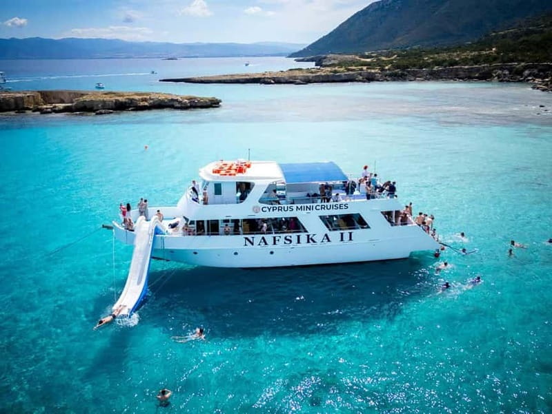 Latchi: Nafsika II Boat Cruise to the Blue Lagoon - Cruising Past the Akamas Coast