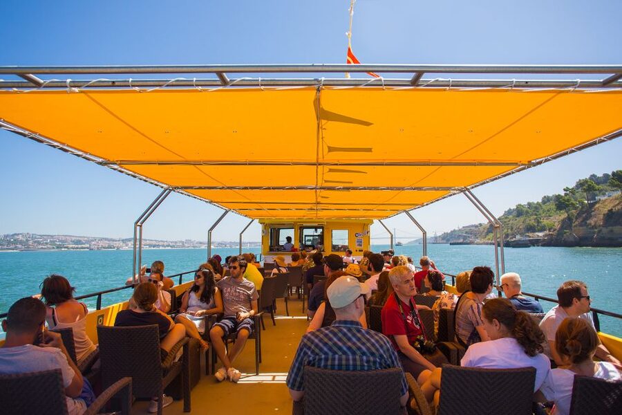 Lisbon: Boat Tour Ticket and Hop-on Hop-off 48-Hour Bus. - Key points at a glance