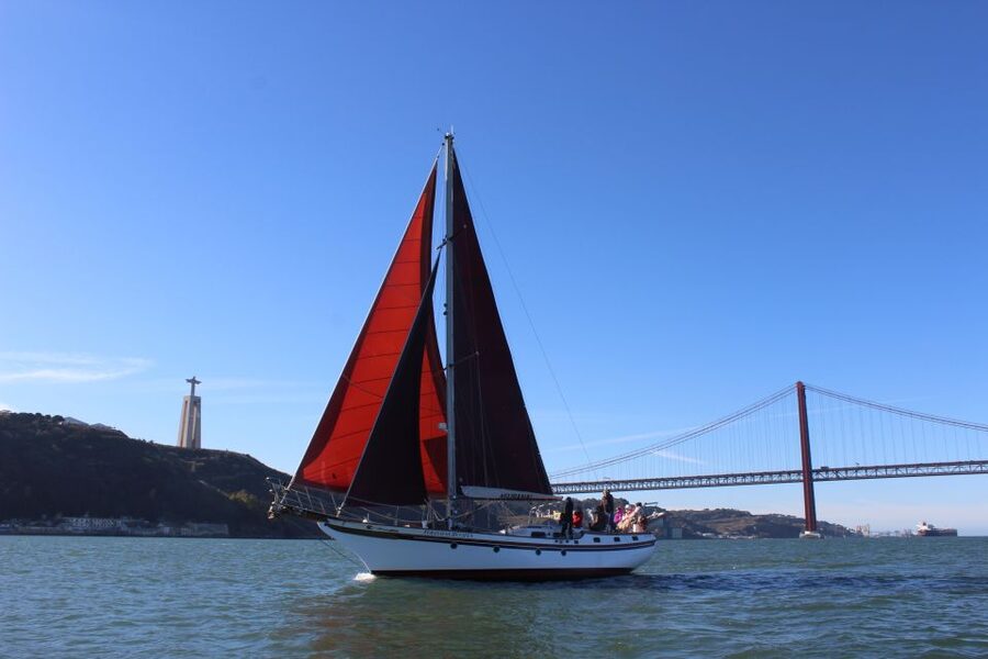 Lisbon: Daylight or Sunset on a Vintage Sailboat - From Santo Amaro to the Monument of the Discoveries