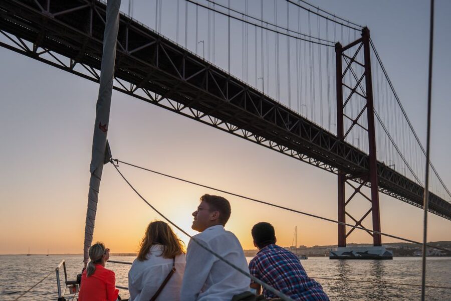 Lisbon: Daytime/Sunset/Night City Sailboat Tour with Drink - What the crew adds to the two hours