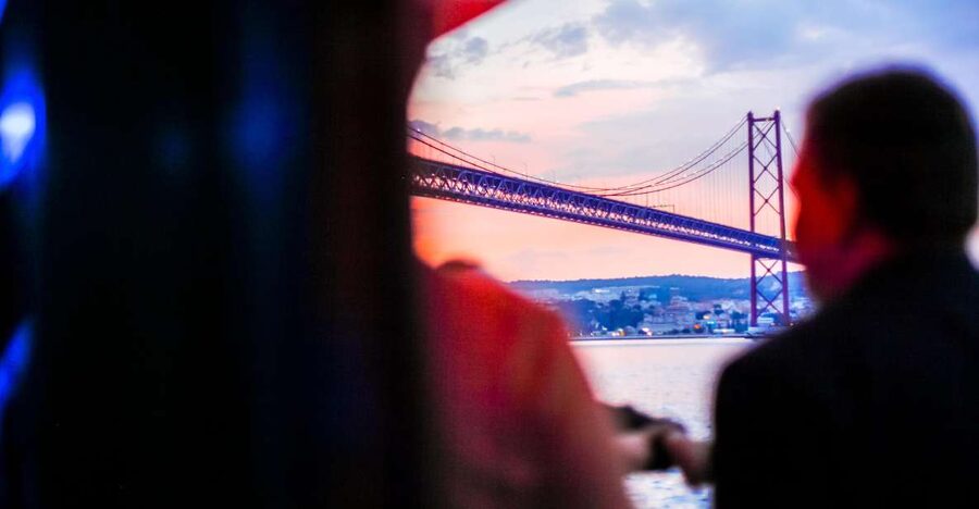 Lisbon: Disco Night Cruise with DJ and Open Bar - Key points to know before booking