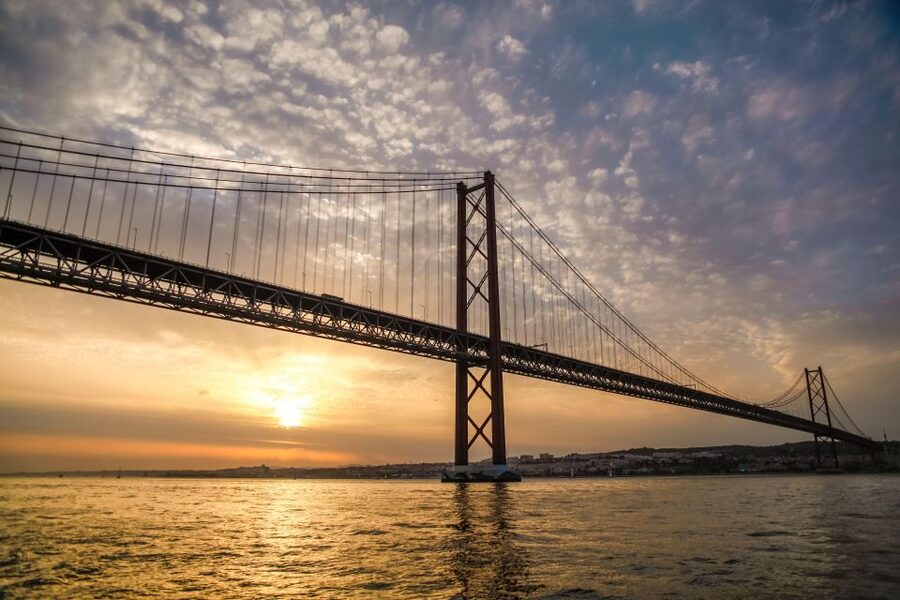 Lisbon: Disco Night Cruise with DJ and Open Bar - The DJ, dance floor, and onboard mood