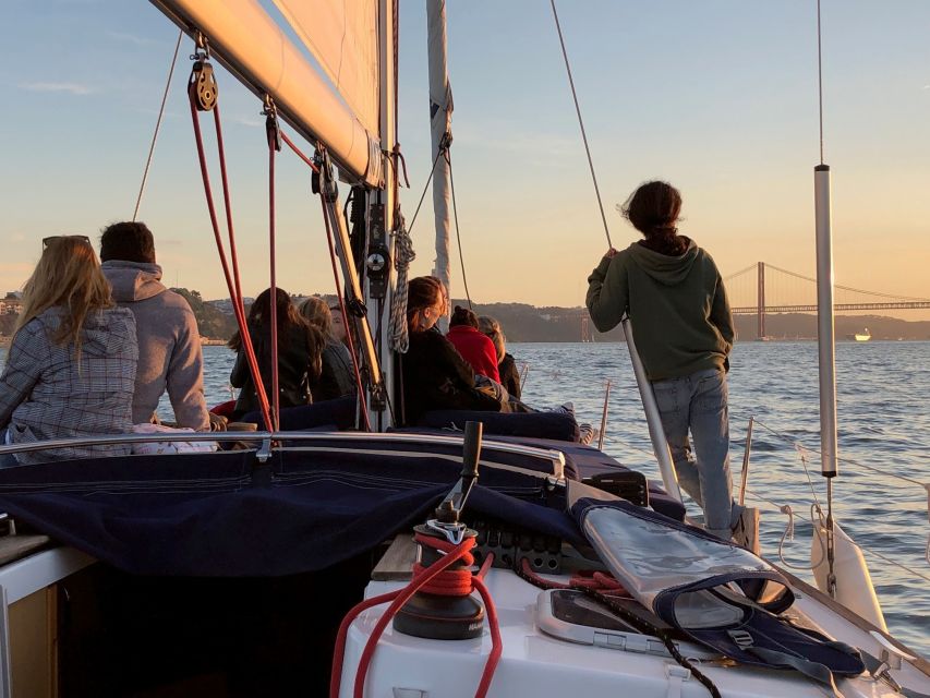 Lisbon: Enjoy a Sunset or Night Tagus River Sailboat Cruise - Along the north bank to central Lisbon