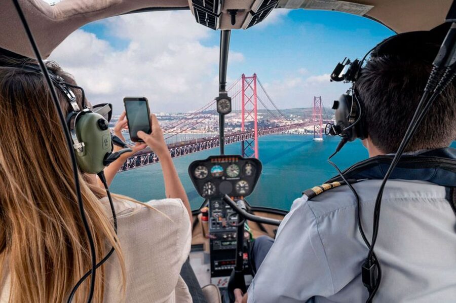 Lisbon: Helicopter Ride, Boat Trip, & Old Town Walking Tour - Praça do Comércio and the Tagus connection