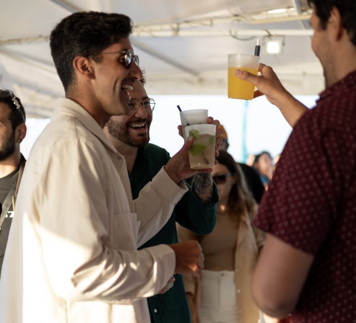 Lisbon: Sunset Boat Tour with Music and Drinks - Who should book this Lisbon boat tour?