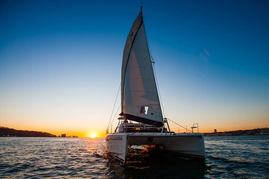 Lisbon: Sunset Cruise With Drinks on Spacious Yacht - Praça do Comércio and Lisbon’s waterfront