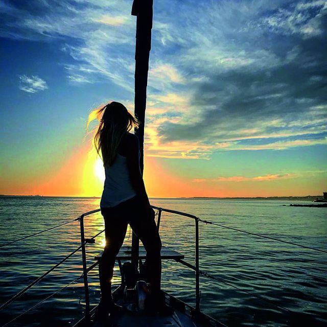 Lisbon: Sunset Sailing Cruise with Wine - What makes this sunset sail worth your time