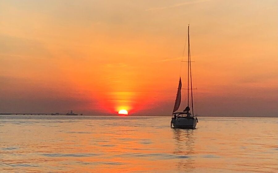 Lisbon: Tagus River Cruise, Morning, Day, Sunset, or Night - Belém Tower and the Monument to the Discoveries