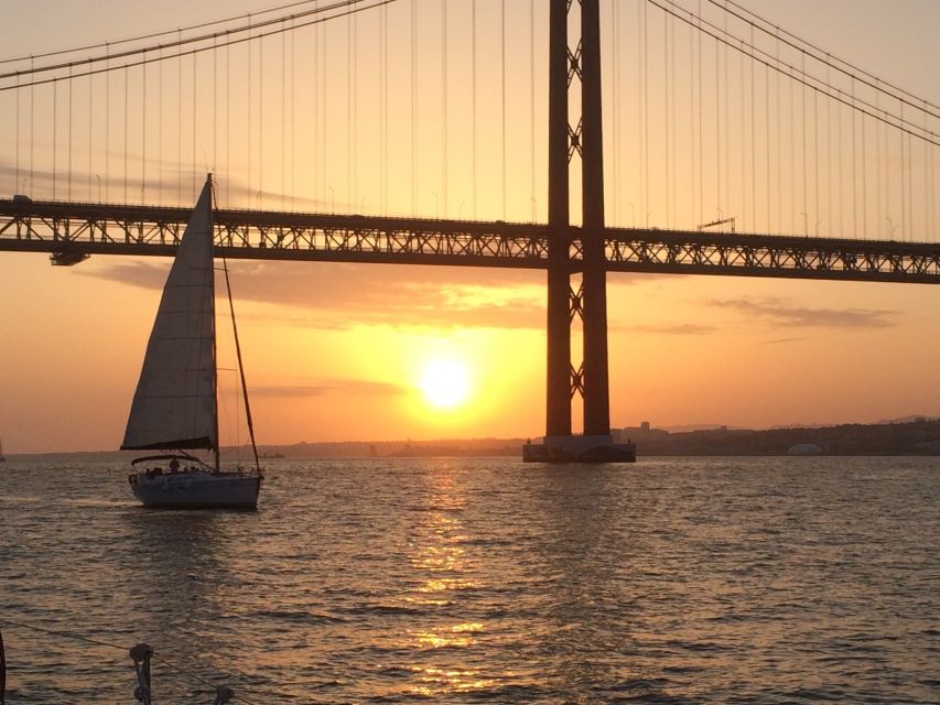 Lisbon: Tagus River Cruise, Morning, Day, Sunset, or Night - Choosing morning, afternoon, sunset, or night