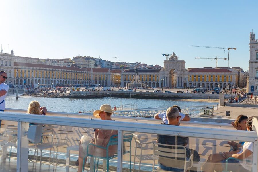 Lisbon: Tagus River Cruise with Welcome Drink - Belém Tower from the water
