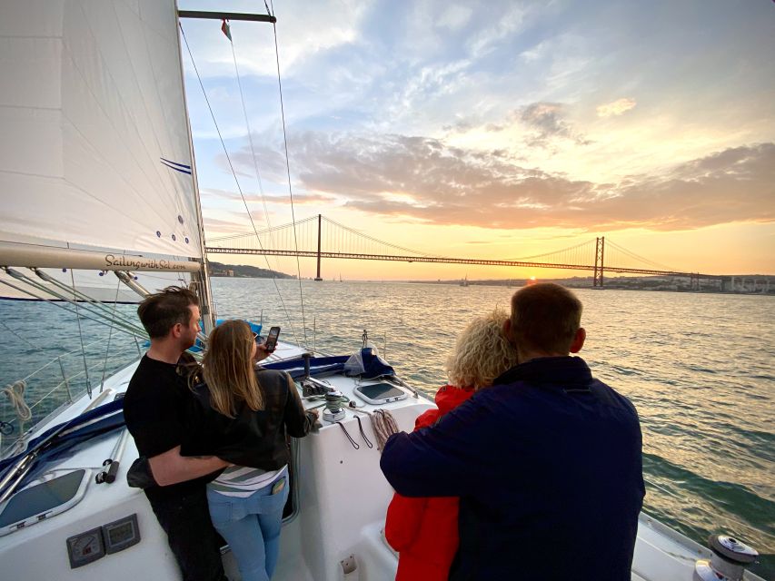 Lisbon: Tagus River Sunset Cruise with Drinks - What the $42 price really gets you