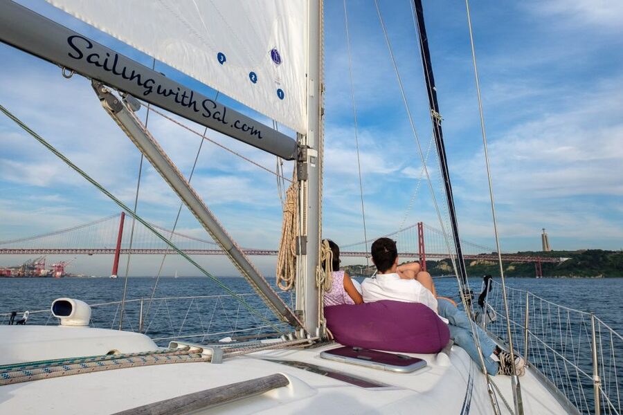 Lisbon: Tagus River Sunset Cruise with Drinks - A 39-foot sailboat with room for a small group
