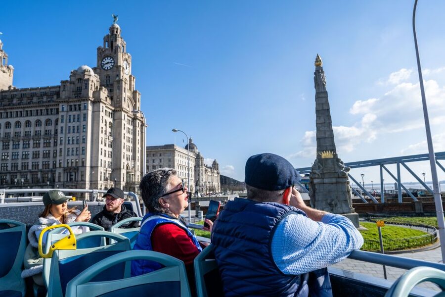 Liverpool: River Cruise and Hop-On Hop-Off Bus Tour - Why the live guides make a difference