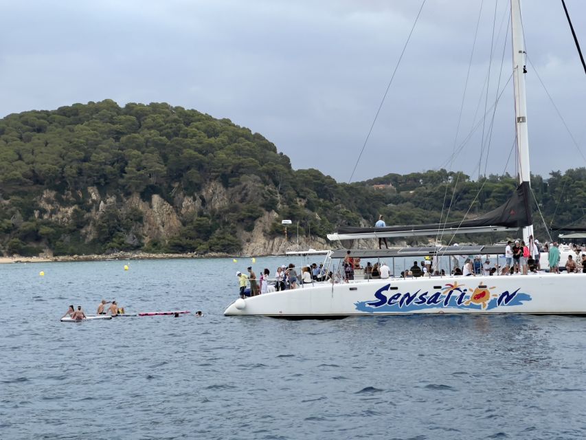 Lloret de Mar: Sunset Catamaran Cruise with DJ and Drinks - Practical tips for a smoother evening