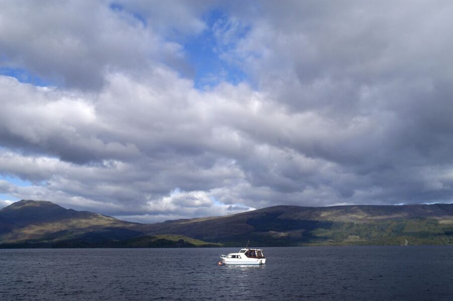 Loch Lomond: Island Discovery 2-Hour Cruise - Continuing toward Luss
