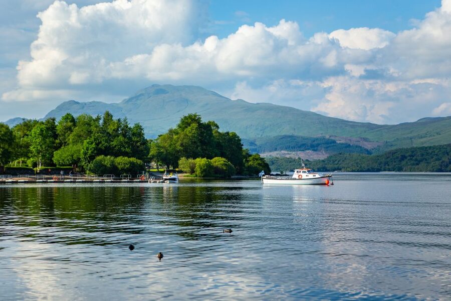 Loch Lomond: Island Discovery 2-Hour Cruise - Crossing the open water near Loch Lomond Golf Club