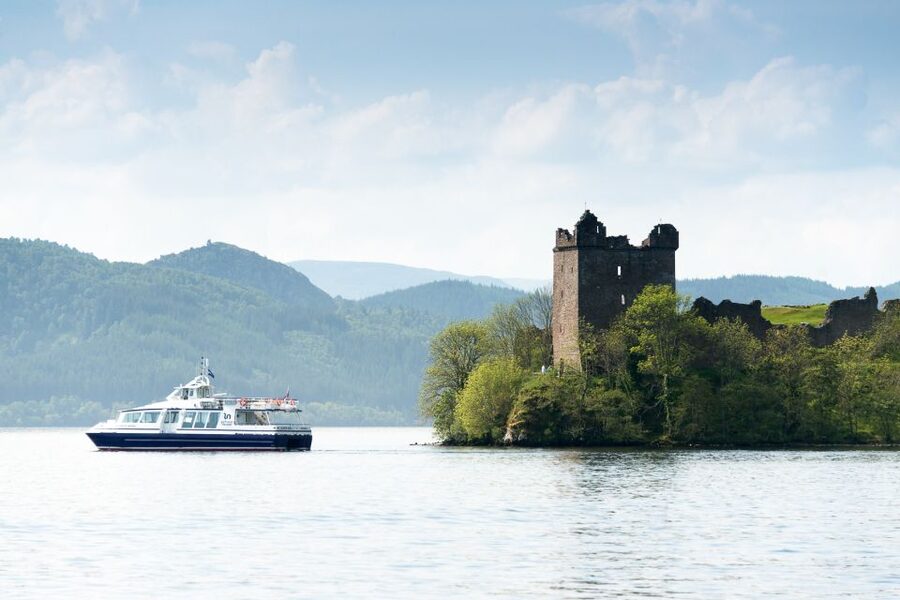 Loch Ness: Urquhart Castle Round-Trip Cruise - Sonar, Nessie, and the fun below the surface