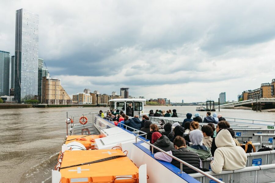 London: River Thames Hop-On Hop-Off Sightseeing Cruise - St Paul’s, Tate Modern, and Shakespeare’s Globe