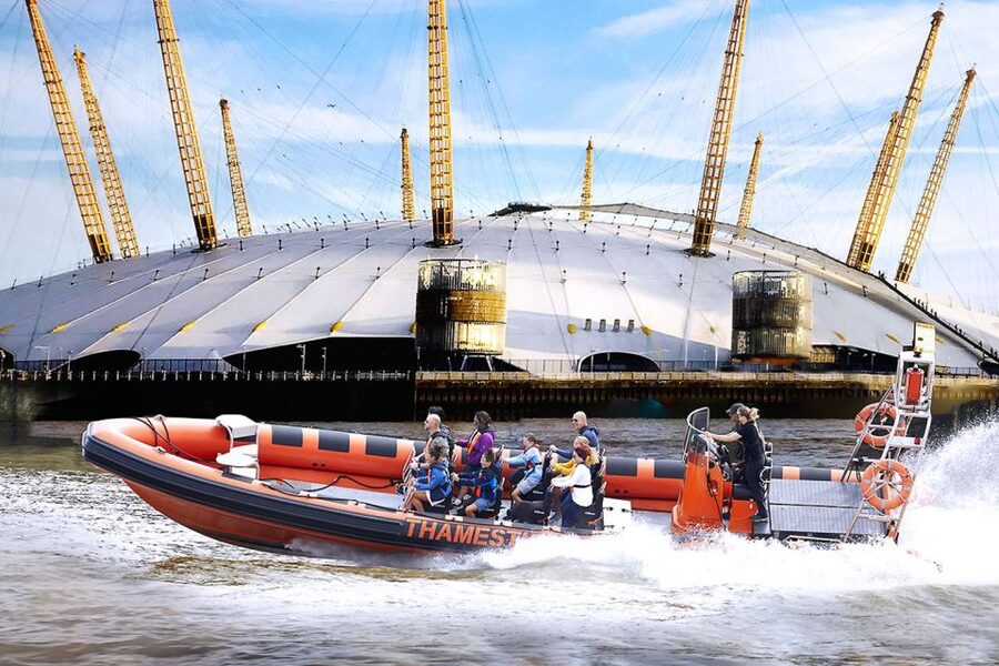 London: Speedboat Tour Through Heart of the City - St. Paul’s and Shakespeare’s Globe from the water
