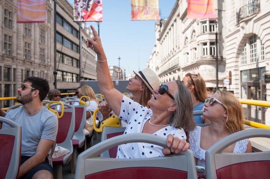 London: Tootbus Hop-on Hop-off (Optional River Cruise) - Is $47 good value for London?