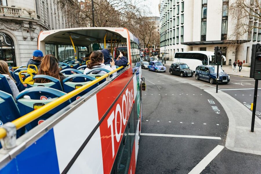London: Tootbus Must-See Hop-On Hop-Off Bus Tour with Cruise - Hopping off at the sights that deserve time