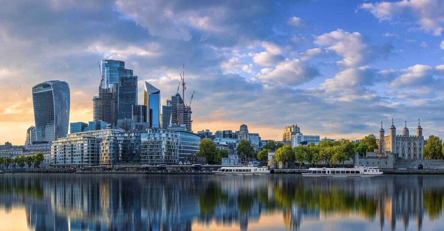 London: Westminster to Greenwich River Thames Cruise - Why the Thames is the right way to see central London