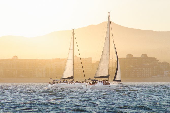 Los Cabos Luxury Sunset Sail with Light Appetizers and Open Bar - What the open bar really adds