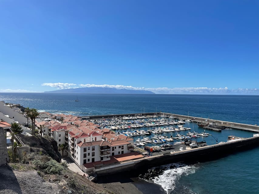 Los Gigantes: Sailing Excursion with Swimming, Drink & Tapas - Swimming and snorkeling near the cliffs