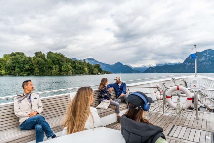 Lucerne: 1-Hour Cruise on Panoramic Yacht - Following the shoreline toward Meggenhorn Castle