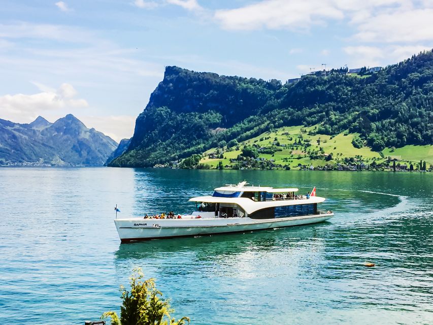 Lucerne: 1-Hour Cruise on Panoramic Yacht - The audio guide needs a little preparation