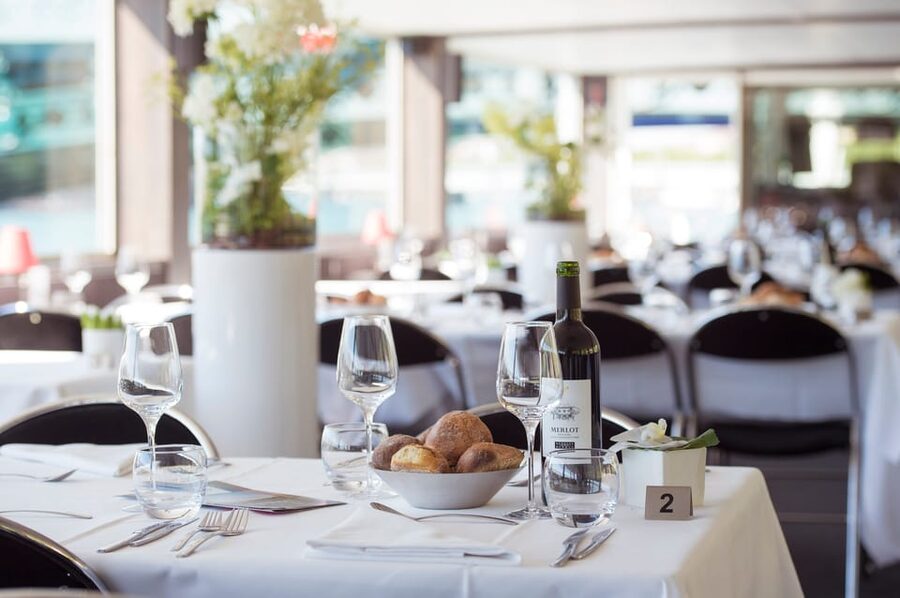 Lyon 2.5-Hour Dinner Cruise - Making the most of the 150 minutes