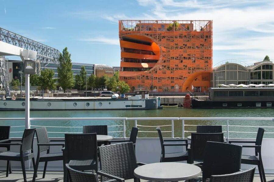 Lyon 2.5-Hour Lunch Cruise - Service, seating, and the pace of lunch