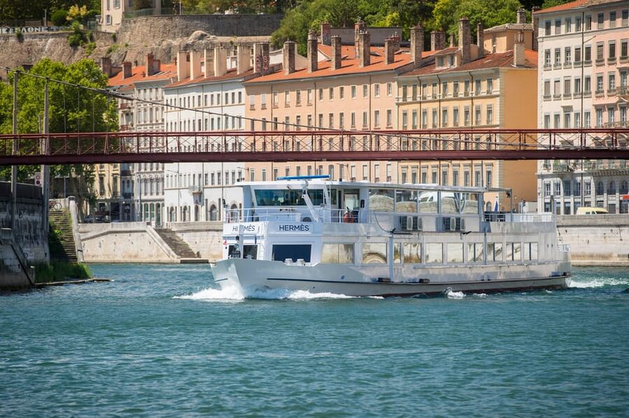 Lyon 2.5-Hour Lunch Cruise - Who should book the Hermès lunch cruise?