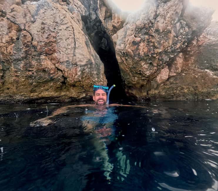 Makarska: 3-Island Speedboat Tour with Cave and Blue Lagoon - What the guides add to the day