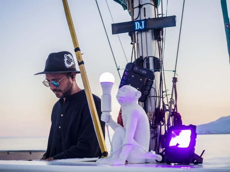 Malaga: Catamaran Sunset or Night Cruise w/ Live DJ & Drink - The DJ changes the character of the trip