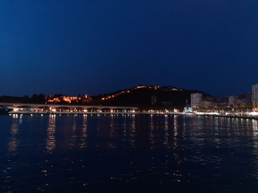Málaga: Sunset Catamaran Trip - Music, drinks, and the onboard mood