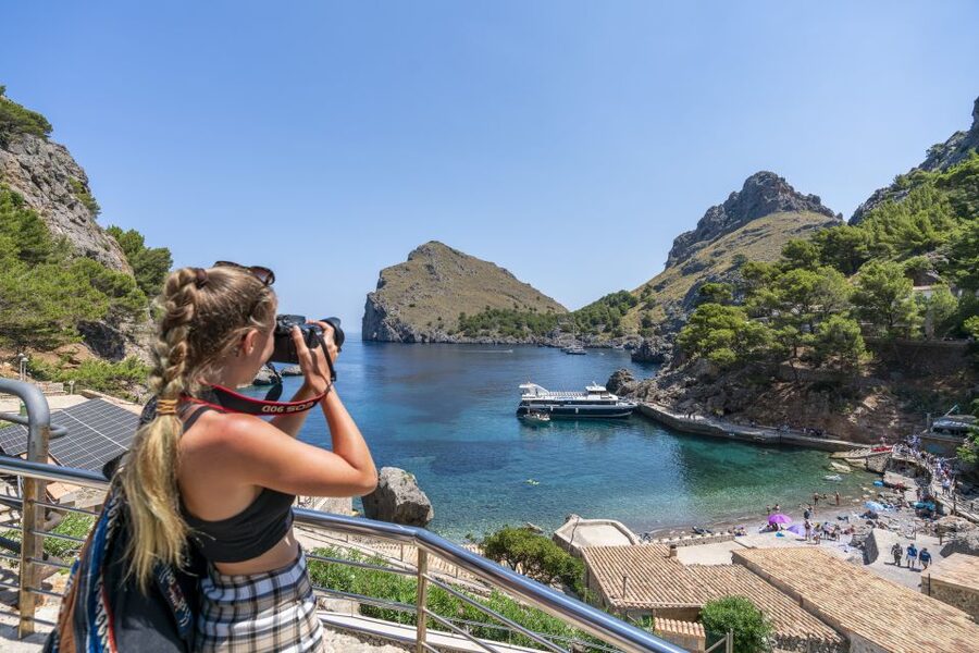 Mallorca: Island Tour with Boat, Tram & Train from the South - Sóller, the tram, and the old electric railway